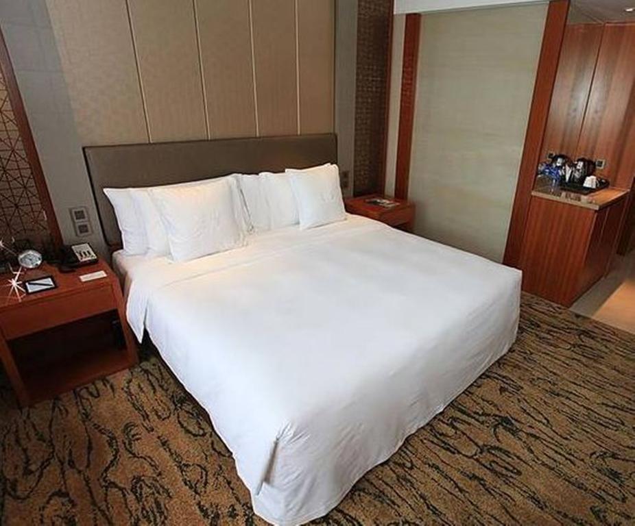 Gloria Grand Hotel Wuxi Wuxi  Bagian luar foto