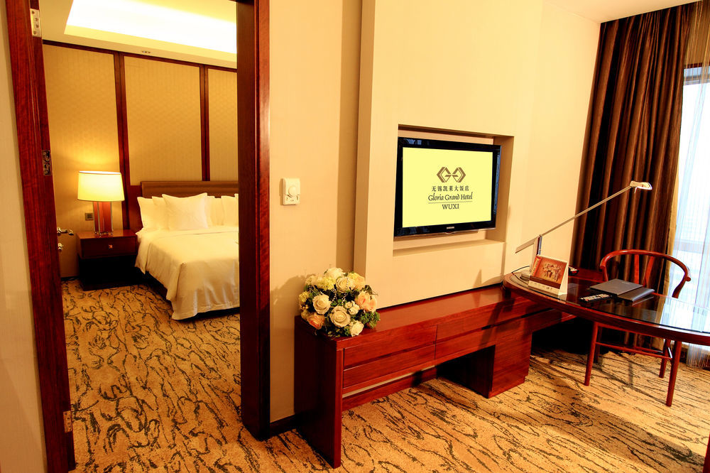 Gloria Grand Hotel Wuxi Wuxi  Bagian luar foto