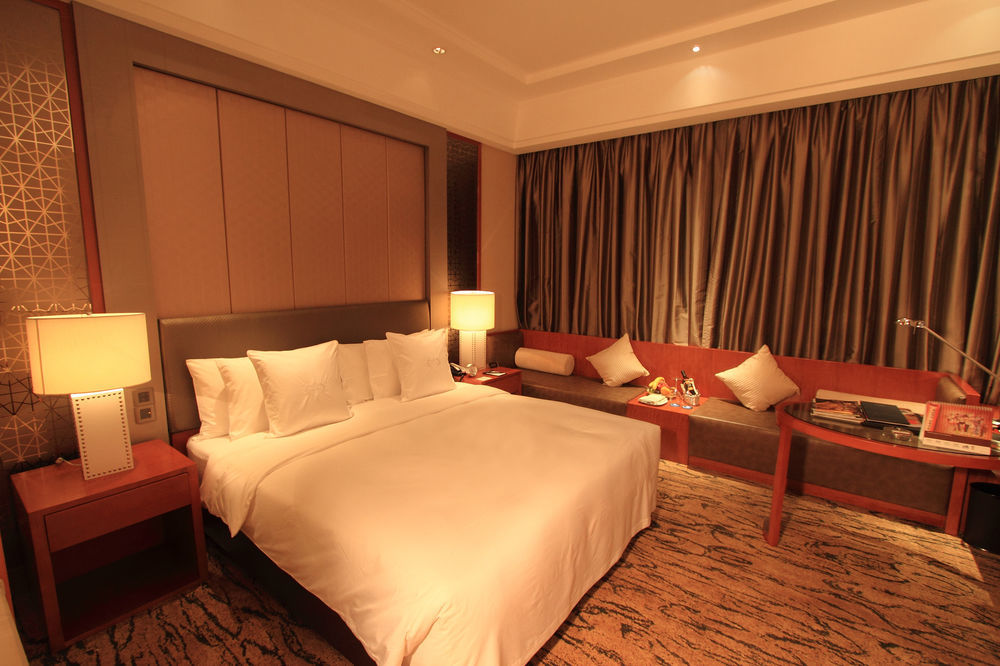 Gloria Grand Hotel Wuxi Wuxi  Bagian luar foto